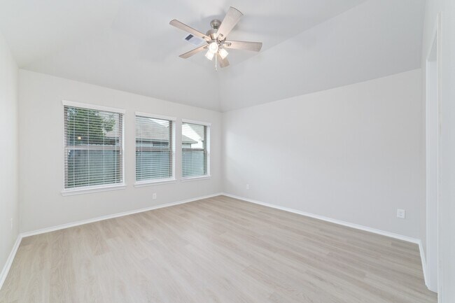 Building Photo - 20231 Moonlight Falls Ct