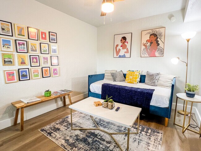 Primary Photo - 1116 Morgan Ave