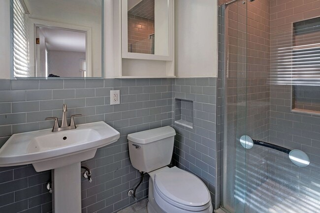 Building Photo - Beautiful, one of a kind property on four ...