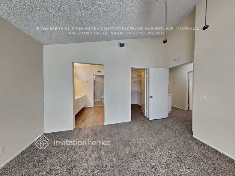 Building Photo - 28121 Orangegrove Ave