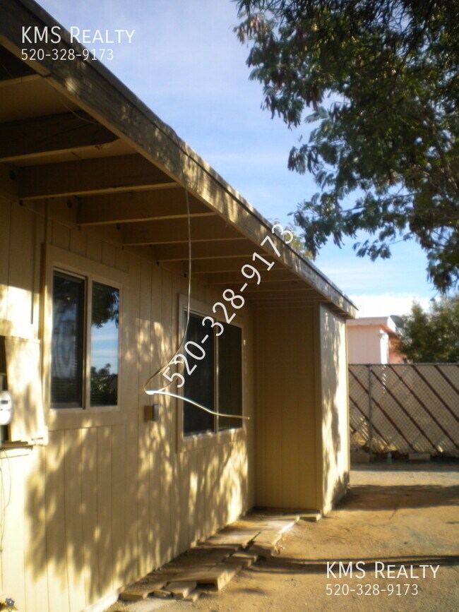 Building Photo - 3636 S Marvin Pl