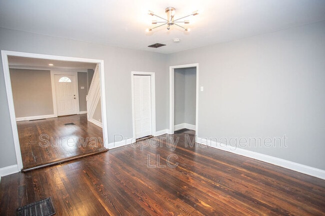 Building Photo - 220 S Church St