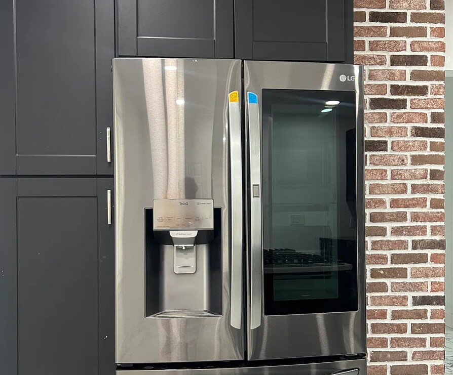 Building Photo - 94 Walnut St