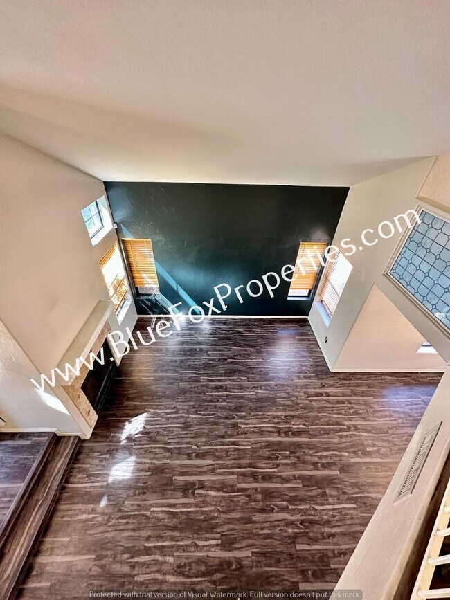 Building Photo - 3062 W Country Fair Dr