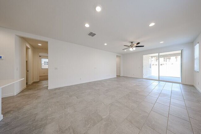 Building Photo - NEW 5 Bedroom 3 Bathroom Home Available fo...