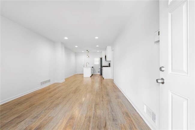 Building Photo - 2071 Nettie Ct