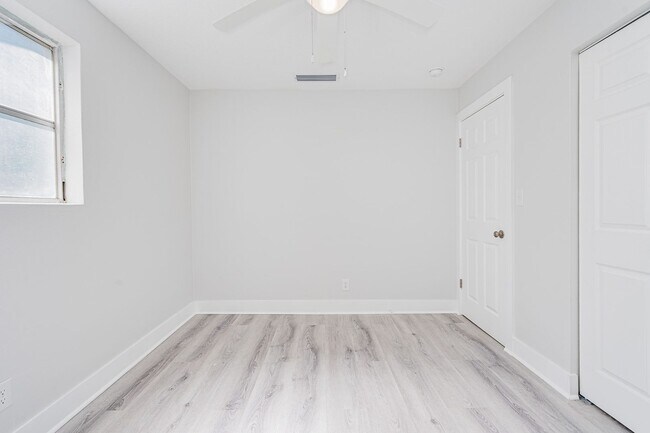 Building Photo - Stunning Remodeled 3-Bedroom Home in Prime...