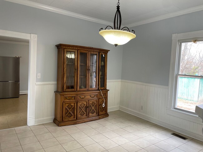 Building Photo - NEWLY RENOVATED 3 BED, 2 BATH STORY HOME IN THOMASVILLE