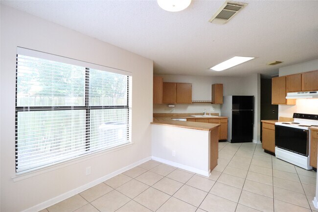 Building Photo - 13026 Cavern Park Dr