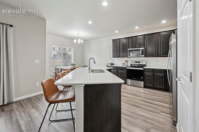 Building Photo - Beautiful 5 Bed + Office Home with 3-Car Garage in Desirable Lorson Ranch!