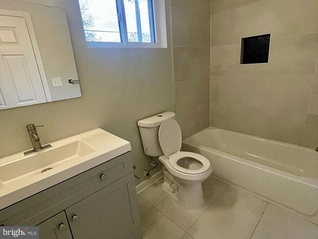 Building Photo - 8618 Jones Mill Rd