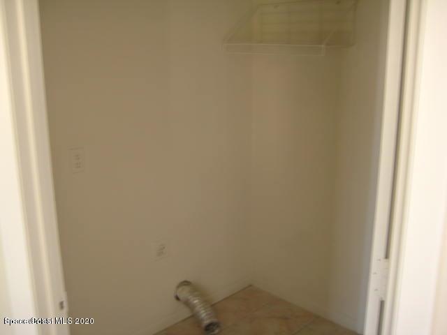 Building Photo - 319 Emerson Dr NW