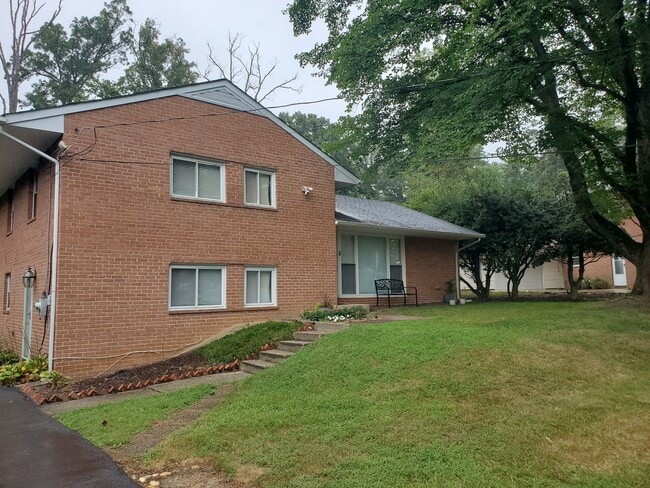 Building Photo - 7010 Leesville Blvd