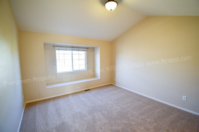 Building Photo - 127 Bayside Cir