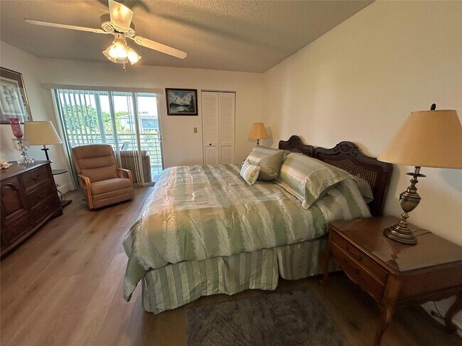 Building Photo - 3405 Bimini Ln