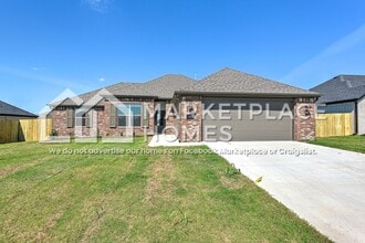 Building Photo - 561 N Goose Xing