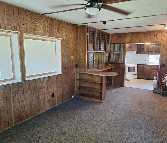 Building Photo - 6747 N 78th West Ave