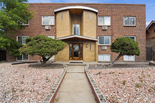 Building Photo - $1,245.95 with Half Off Second Month’s rent until 08/31/26 only, 1 Bed - 1 Bath, Condo in Denver ...