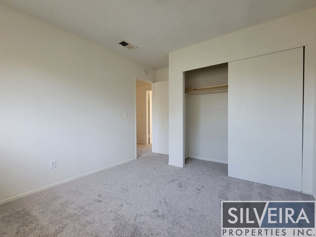 Building Photo - Charming 3 bed 2 bath home in Santa Maria