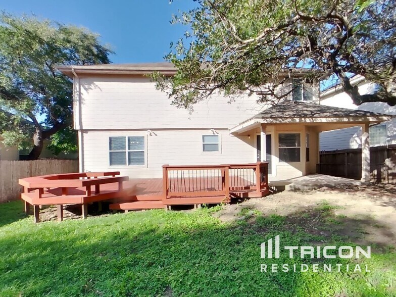 Building Photo - 10411 Trotters Bay