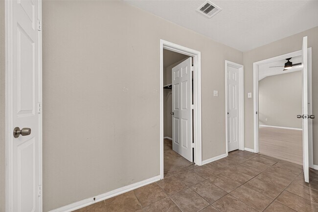 Building Photo - 3134 Quarry Place Lane