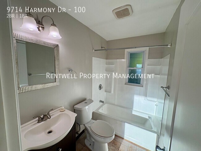 Building Photo - 9714 Harmony Dr