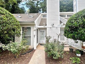Building Photo - 1722 Cotton Patch Ln