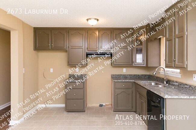 Building Photo - 2673 Laburnum Dr
