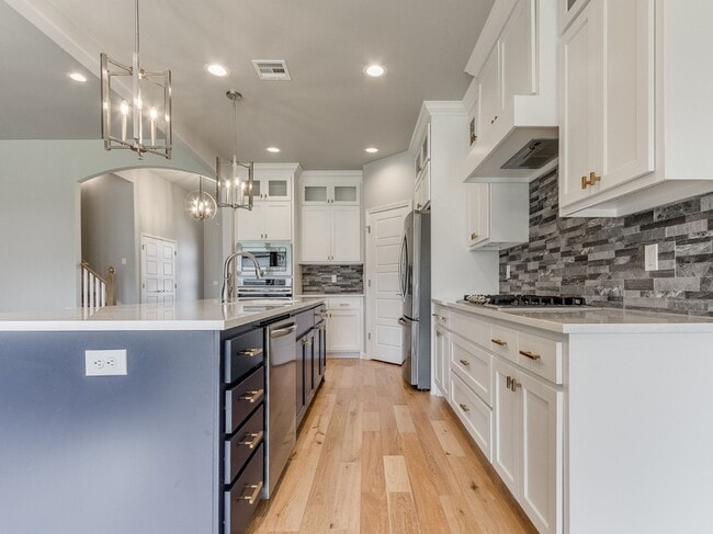 Building Photo - 8216 Crew Ln
