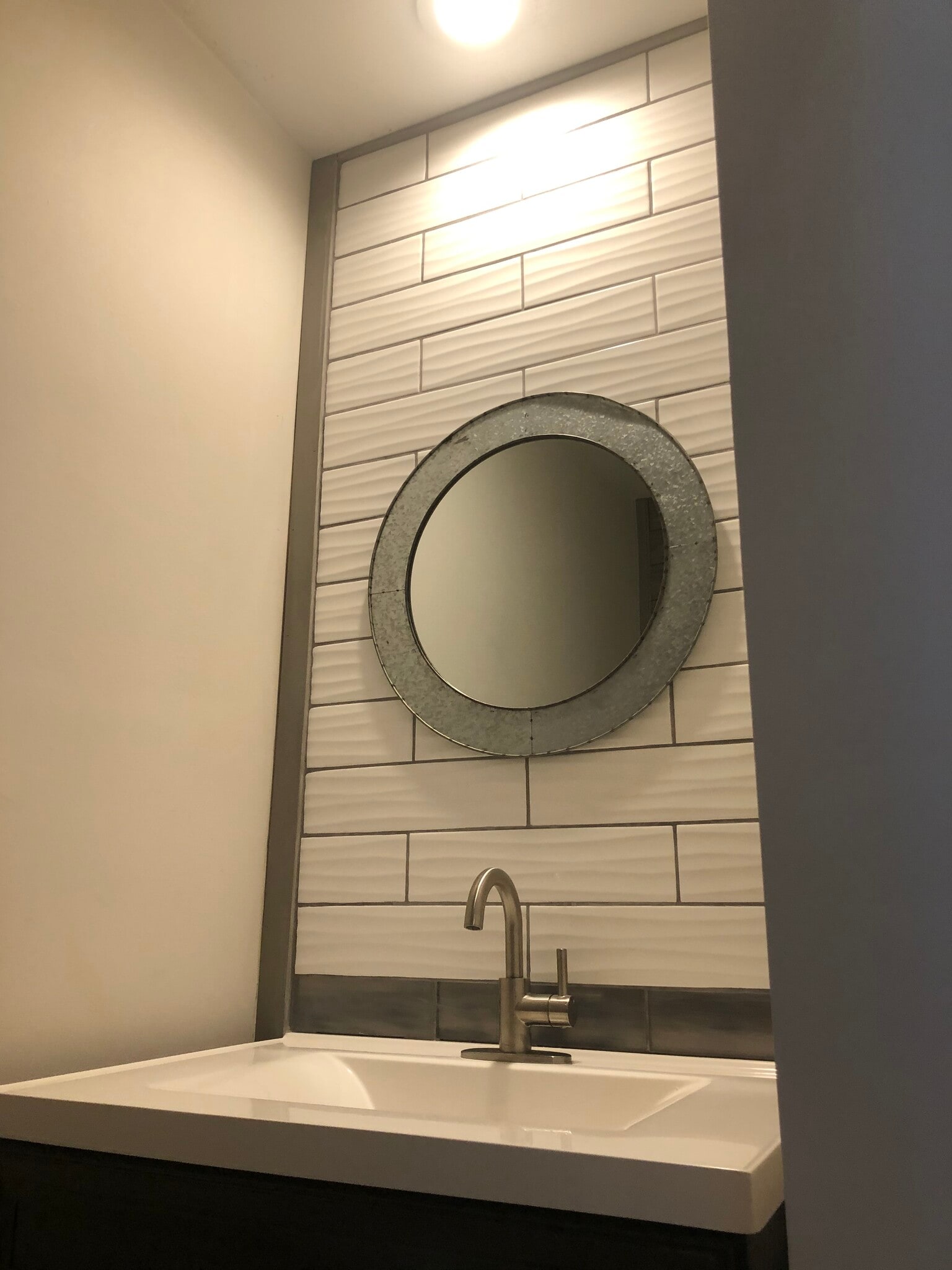 1/2 bathroom - 82 S Main St