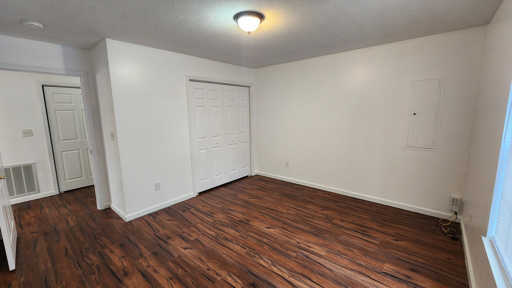Building Photo - 1521 Mayberry Ln