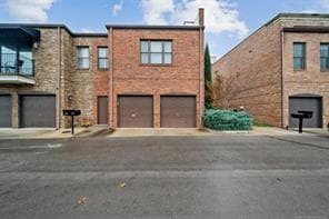 Primary Photo - 713 S Madison Pl