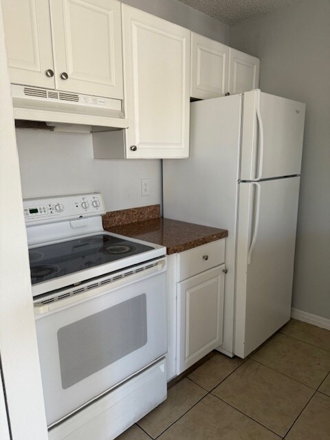 Building Photo - 124 Santa Clara Dr