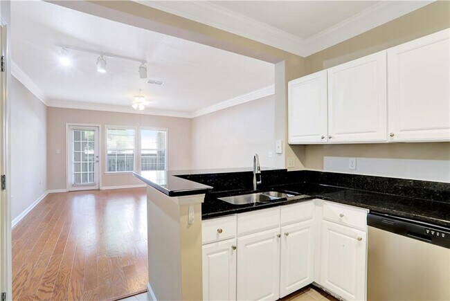 Building Photo - 3206 Westchester Ridge NE