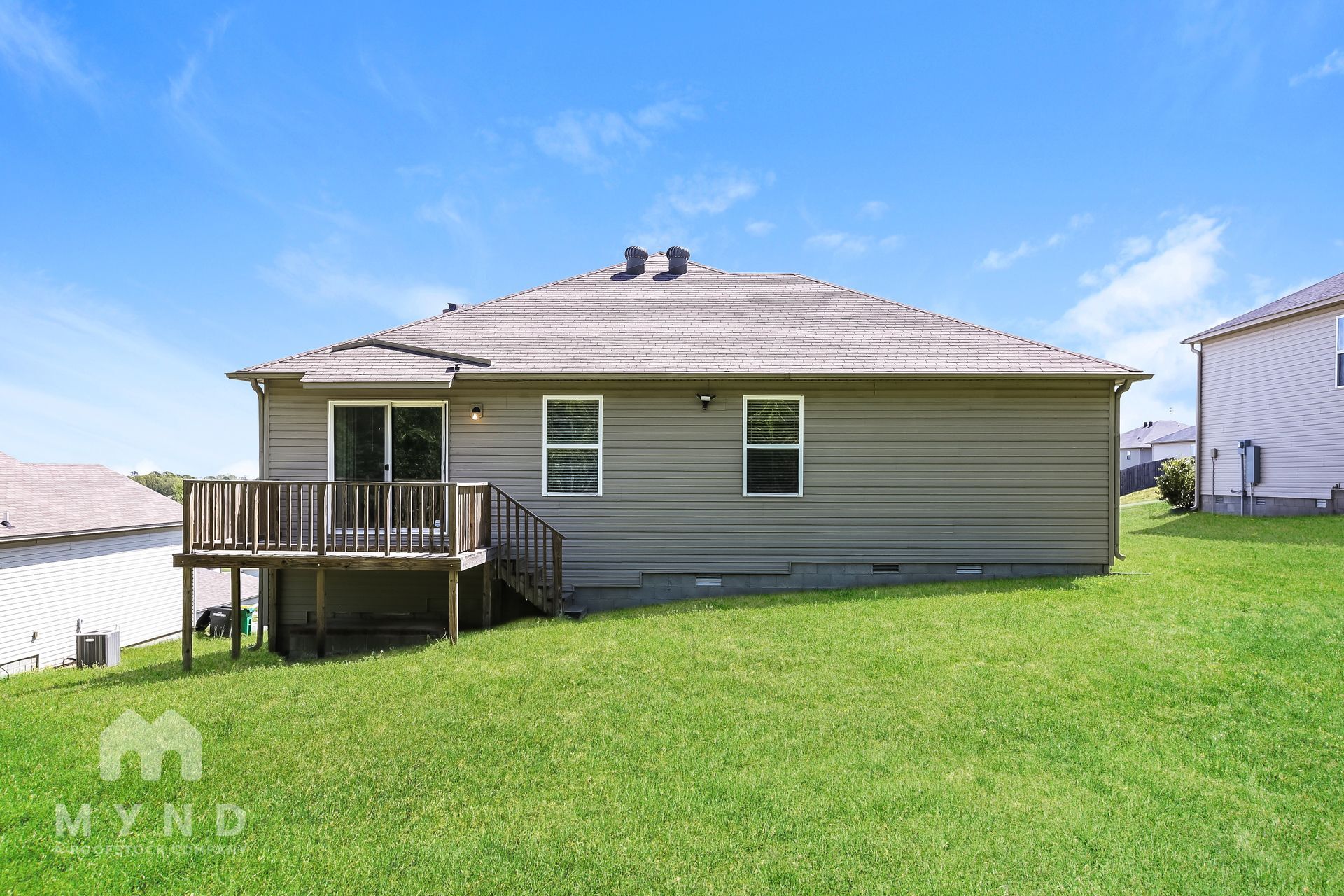 Building Photo - 2001 Honeycomb St