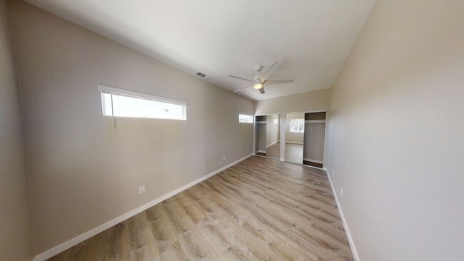 Building Photo - 4 BD House!