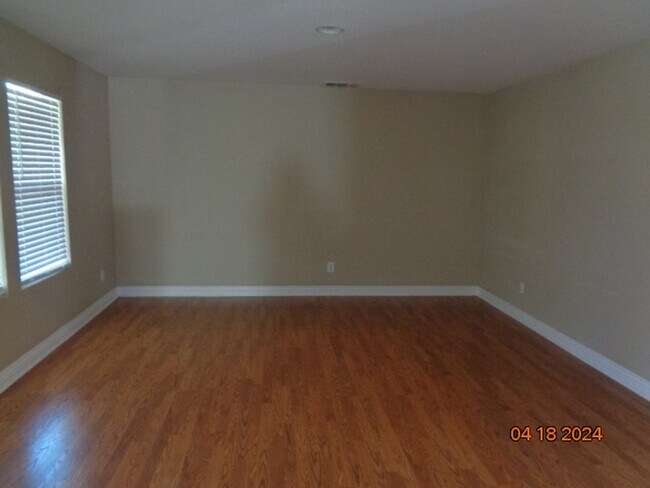 Building Photo - Large West Lancaster 2 Story Built in 2004 with 3638 sq. ft.