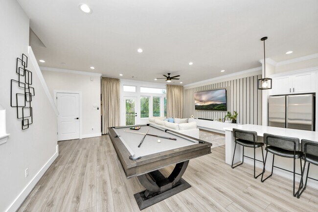 Building Photo - 2007 Briley St