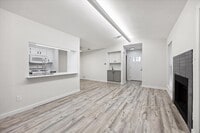 Building Photo - 3609 Leafield Dr