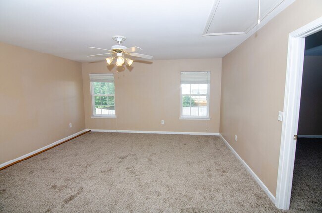 Building Photo - Chapmans Retreat home