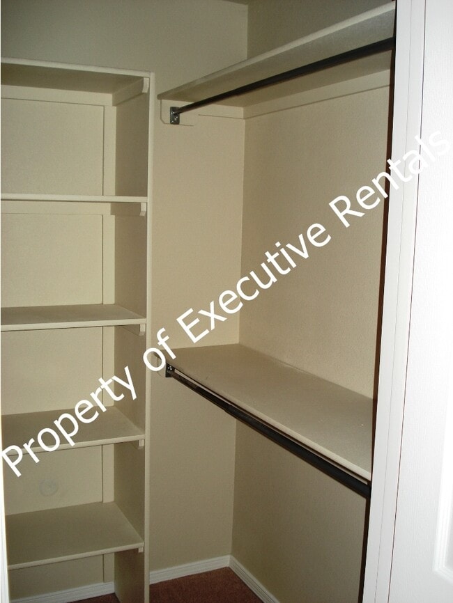 Building Photo - 3974 Sombra Morada Rd