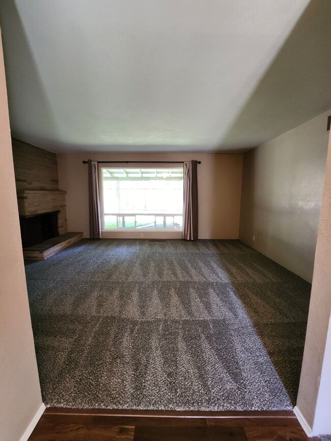 Building Photo - 2205 Monticello Ave