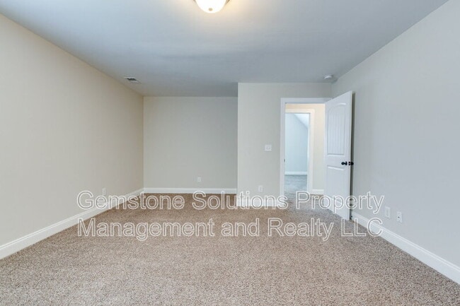 Building Photo - 1634 Earl Ct