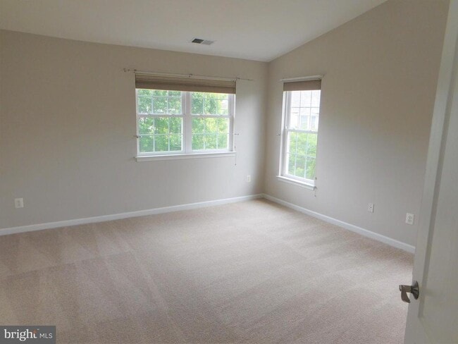 Building Photo - 907 Serenity Grove Terrace
