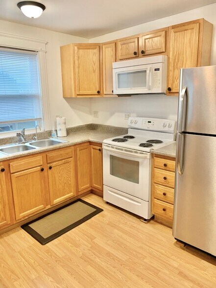 Kitchen - 56 Genesee St