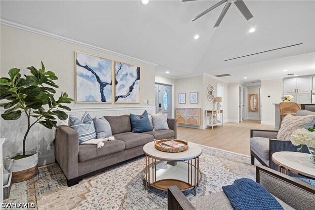 Building Photo - 765 High Pines Dr