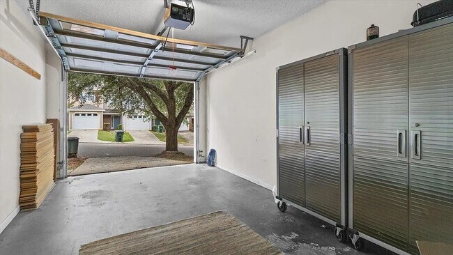 Building Photo - 109 Woodrun Dr