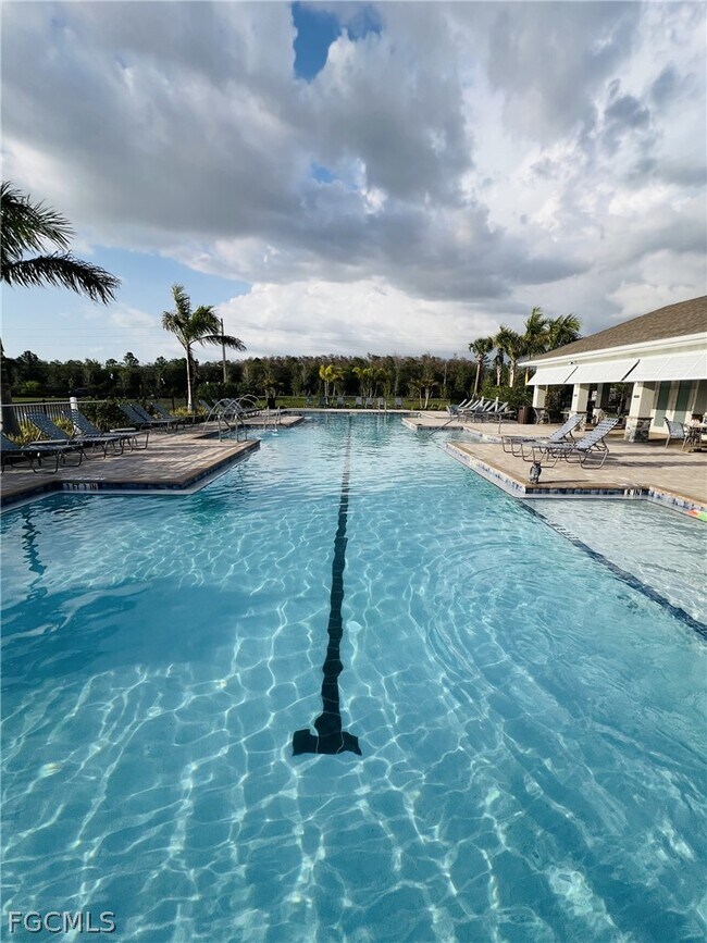 Building Photo - 11228 Sunset Preserve Dr