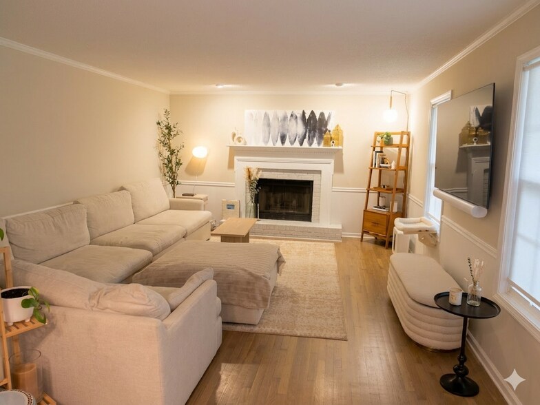 Building Photo - 3293 Devaughn Dr