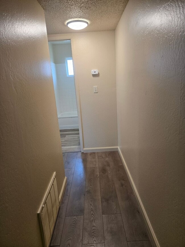 Building Photo - 7900 Loucreta Dr